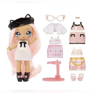 Na Na Na Mini Ultimate Surprise Kitty Katwood 4" Mini Fashion Doll Kitty